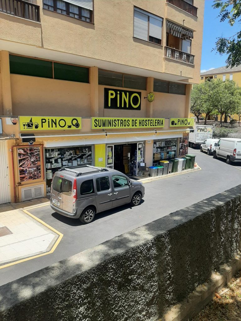 Imagen del local, vista lateral izquierdo