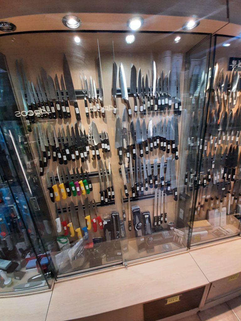Cuchillos varios